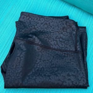 Z by Zella, Black cheetah spot leggings M